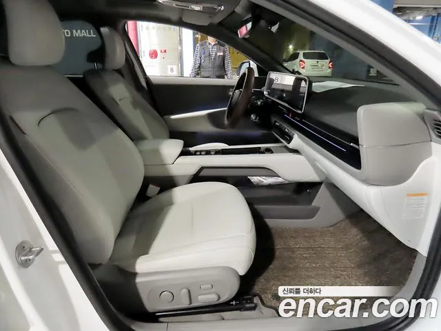 Hyundai Ioniq 6 — Фото автомобиля 12
