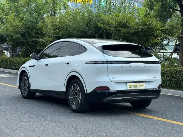 Xpeng G6 — Фото автомобиля 3