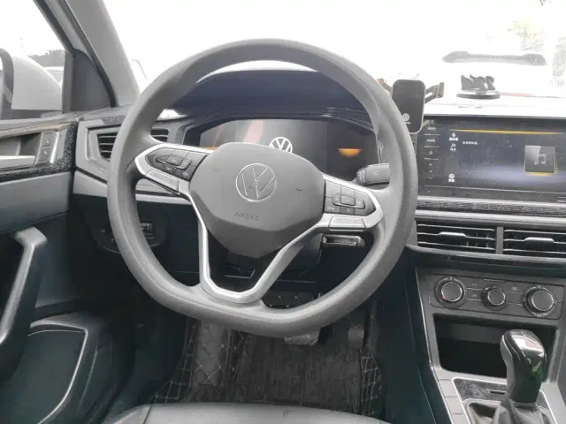 Volkswagen Lavida — Фото автомобиля 11