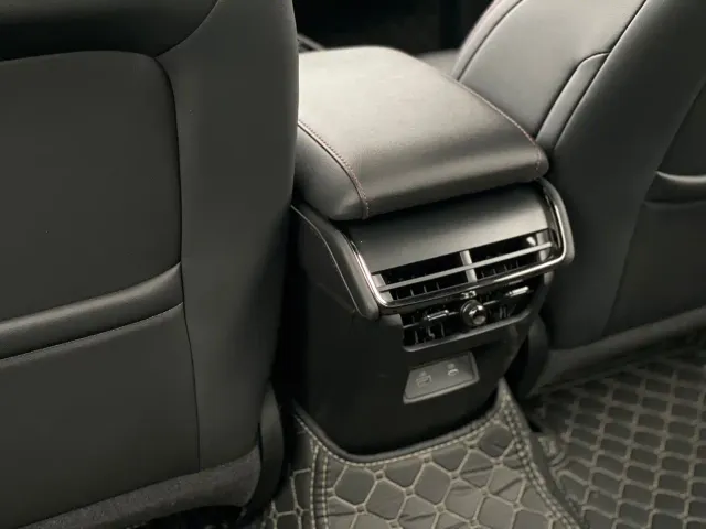 Ford Mondeo — Фото автомобиля 19