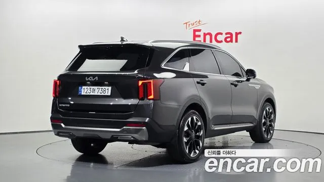 Kia Sorento Новый Sorento 4 поколение Бензин 2.5T 2WD — Фото автомобиля 2