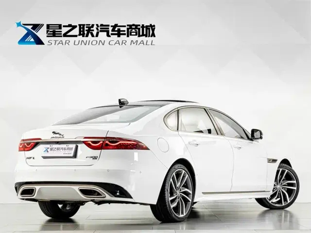 Jaguar XFL — Фото автомобиля 6