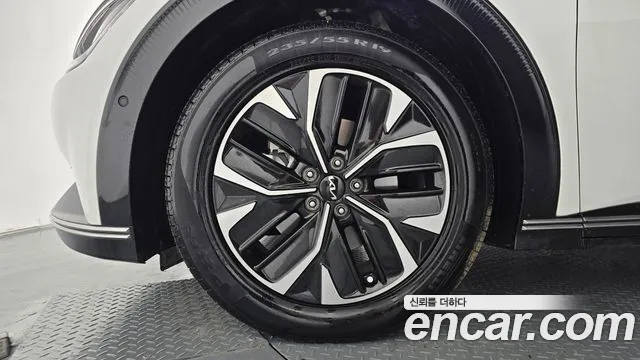 Kia EV6 — Фото автомобиля 5