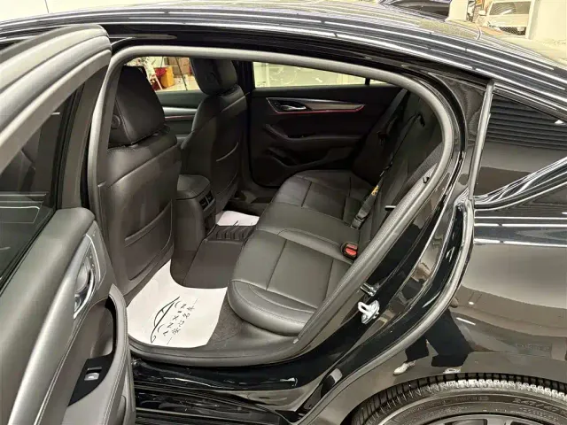Cadillac CT5 — Фото автомобиля 16
