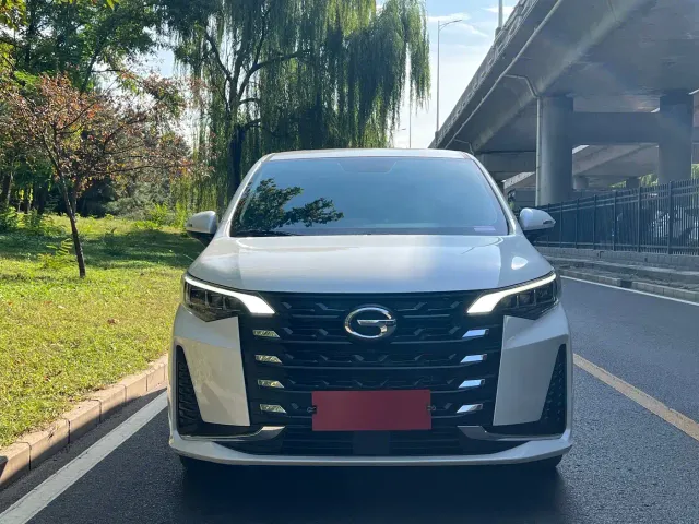 GAC Trumpchi M6 — Фото автомобиля 2