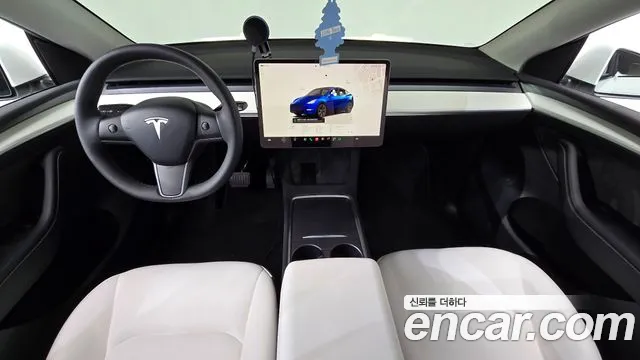 Tesla Model Y — Фото автомобиля 9