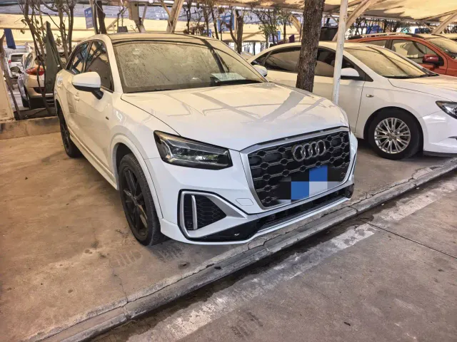 Audi Q2L — Фото автомобиля 3
