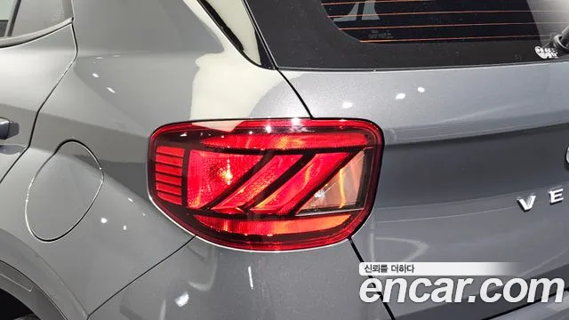 Hyundai Venue — Фото автомобиля 23