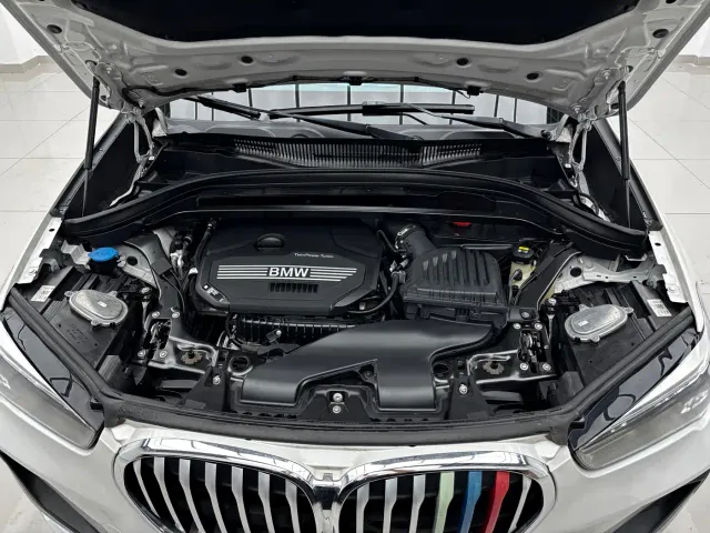 BMW X1 — Фото автомобиля 13