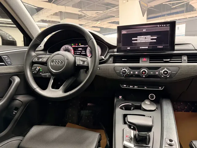 Audi A4L — Фото автомобиля 16