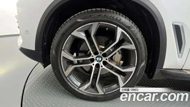 BMW X5 — Фото автомобиля 5