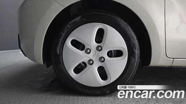 Kia RAY Новый Kia Ray Фургон — Фото автомобиля 5