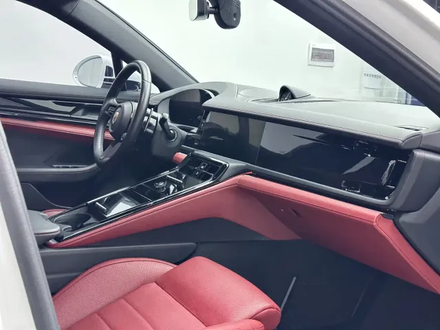 Porsche Panamera — Фото автомобиля 14