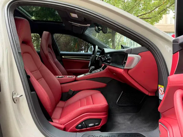 Porsche Panamera 2023 Panamera Executive Long Wheelbase Platinum Edition 2.9T — Фото автомобиля 6
