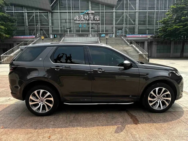 Land Rover Discovery Sport — Фото автомобиля 5