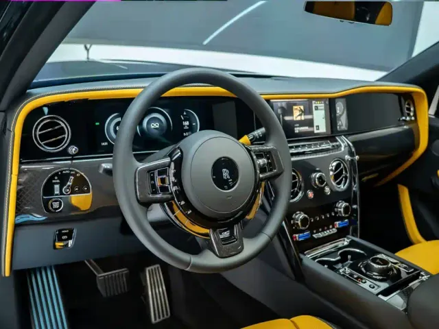 Rolls-Royce Cullinan — Фото автомобиля 8