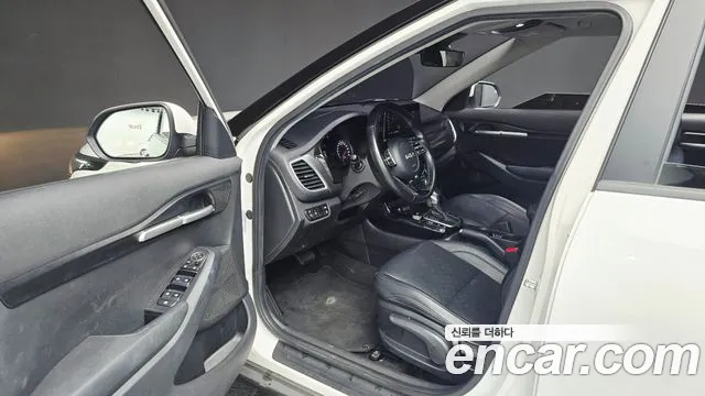 Kia Seltos Seltos Бензин 1.6 Turbo 4WD — Фото автомобиля 4