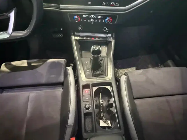 Audi Q3 — Фото автомобиля 15