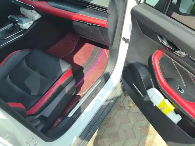 Geely Emgrand S — Фото автомобиля 8