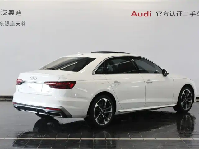Audi A4L — Фото автомобиля 5
