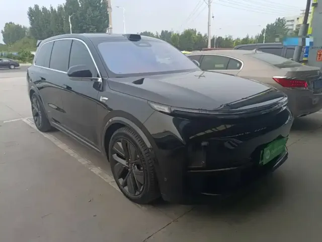 Li Auto L9 — Фото автомобиля 3
