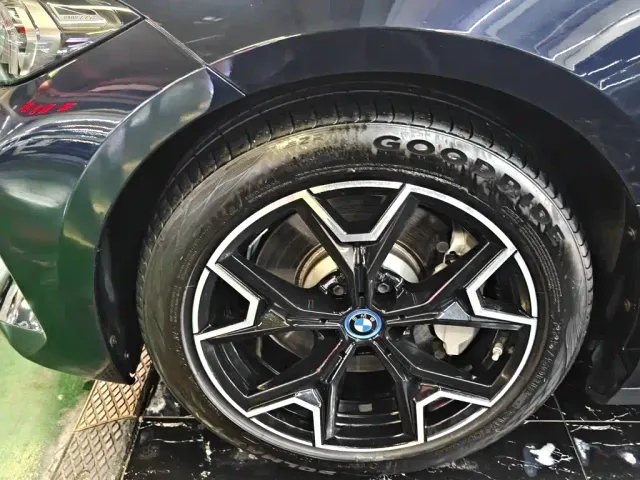 BMW i3 — Фото автомобиля 22
