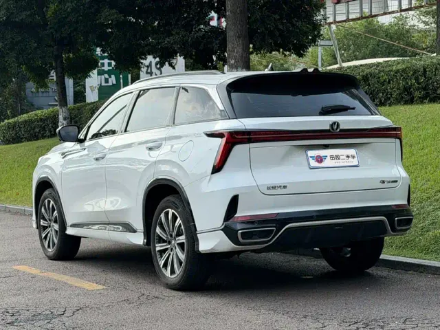 Changan CS75 Plus — Фото автомобиля 4
