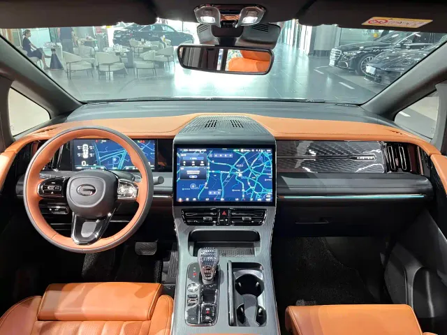 GAC Trumpchi M8 — Фото автомобиля 6