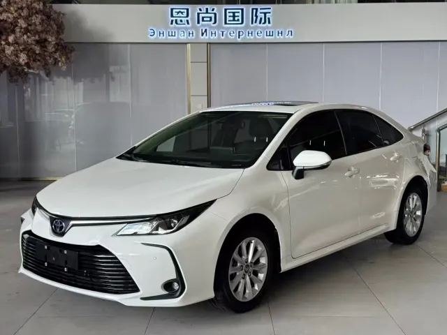 Фотография автомобиля — Toyota Corolla