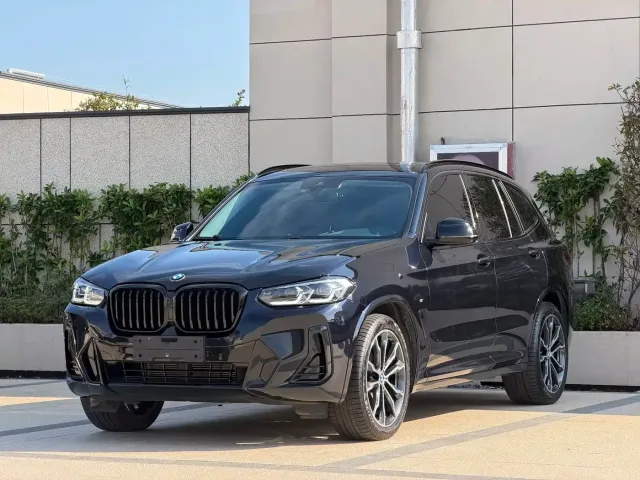 Фотография автомобиля — BMW X3