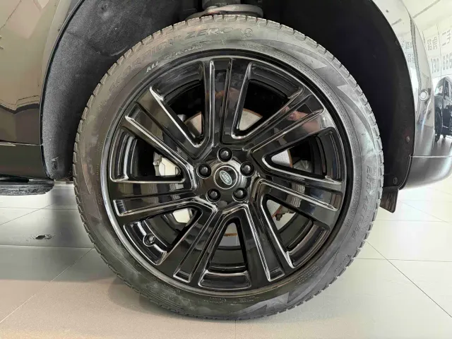 Land Rover Range Rover — Фото автомобиля 4