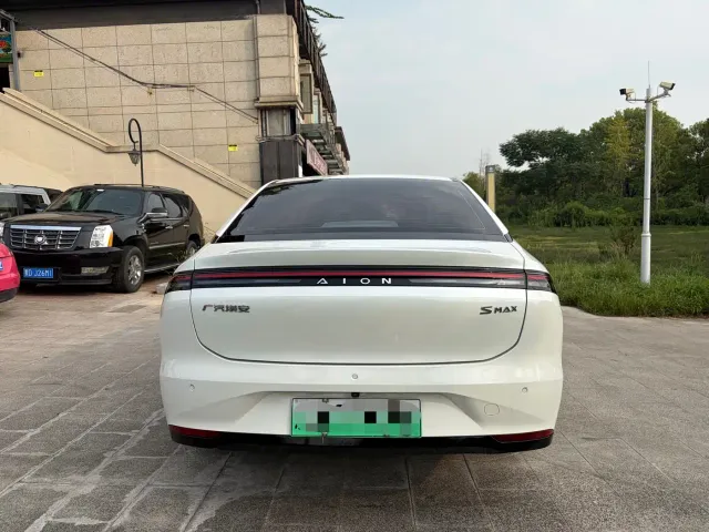 GAC Aion S MAX — Фото автомобиля 12