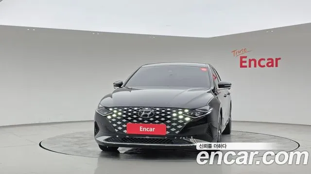 Hyundai Grandeur Новый Grandeur IG — Фото автомобиля 3