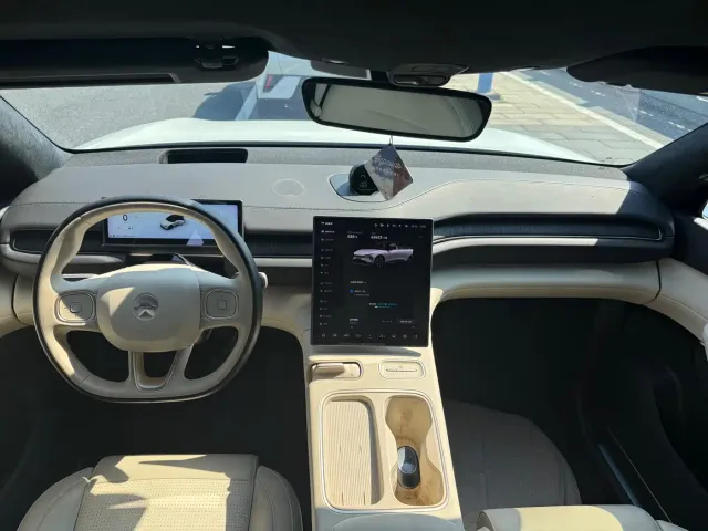 Nio ES6 — Фото автомобиля 7