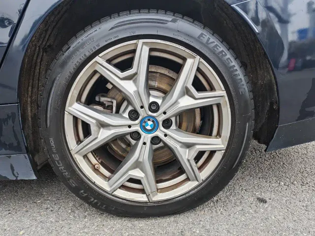 BMW i3 — Фото автомобиля 11