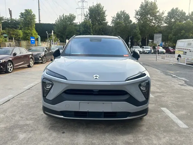 Nio ES6 — Фото автомобиля 2