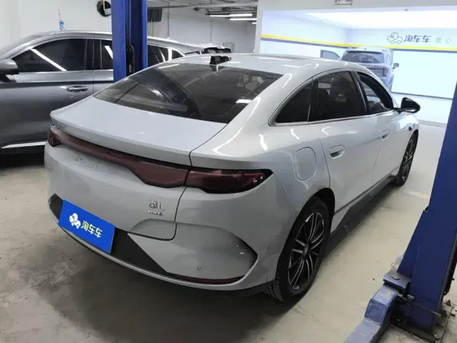 BYD Qin L — Фото автомобиля 3