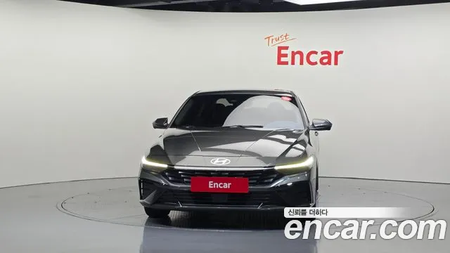 Hyundai AVANTE Новый Avante (CN7) — Фото автомобиля 3