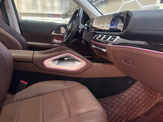 Mercedes-Benz GLE-Class — Фото автомобиля 5