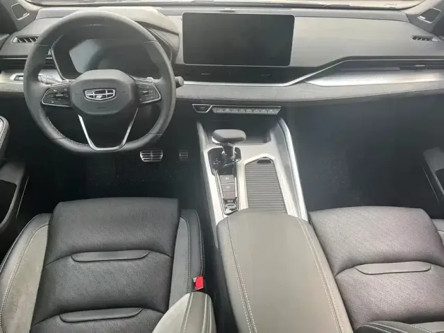 Geely Xingrui — Фото автомобиля 4