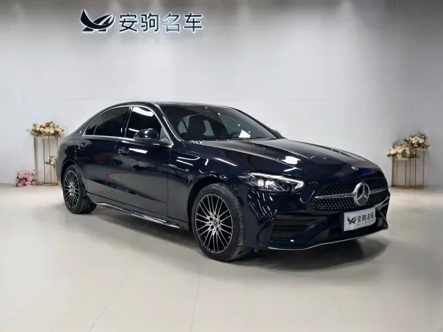 Mercedes-Benz C-Class — Фото автомобиля 3