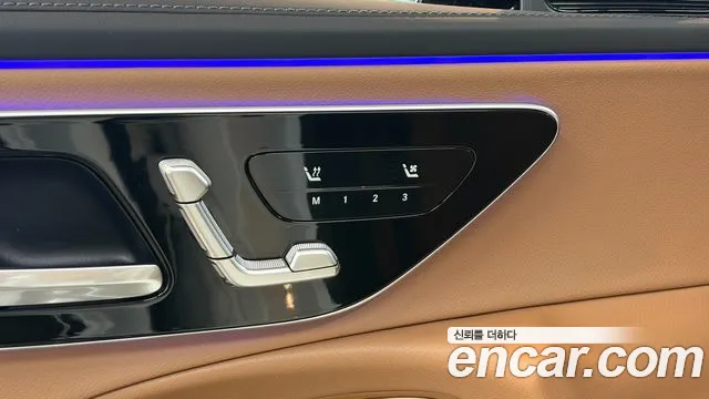 Mercedes-Benz E-Class — Фото автомобиля 13