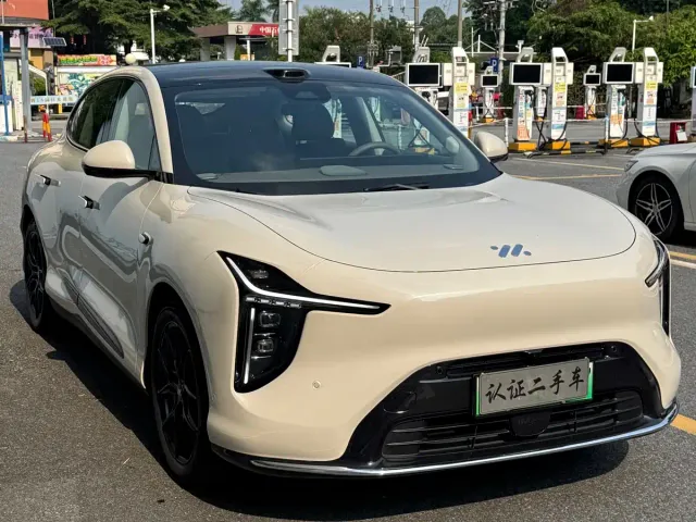 IM Motors LS6 — Фото автомобиля 3