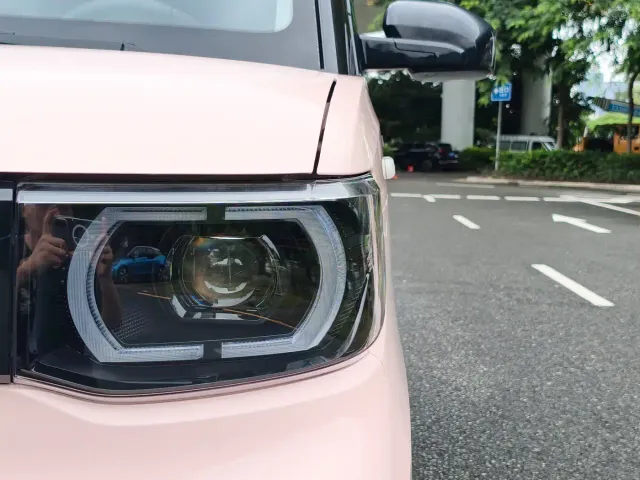 Wuling Hongguang Mini EV — Фото автомобиля 11