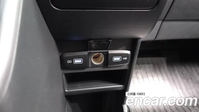 Hyundai Staria Staria Карго 5 мест — Фото автомобиля 18