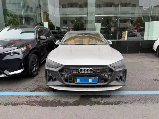 Audi A7L — Фото автомобиля 2