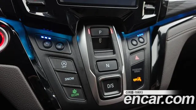 Honda Odyssey — Фото автомобиля 7