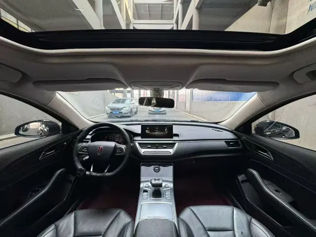 Hongqi H5 — Фото автомобиля 8