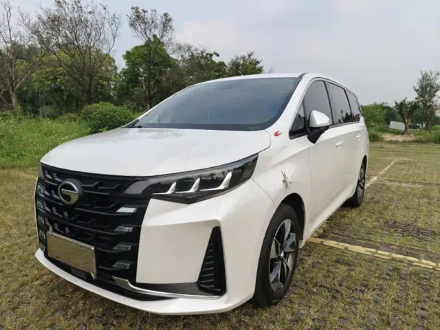 Фотография автомобиля — GAC Trumpchi M6