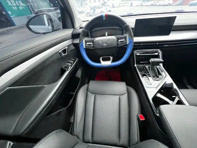 Wuling Asta — Фото автомобиля 9